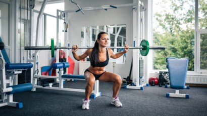 Attivazione muscolare secondo le differenti varianti di squat nella donna