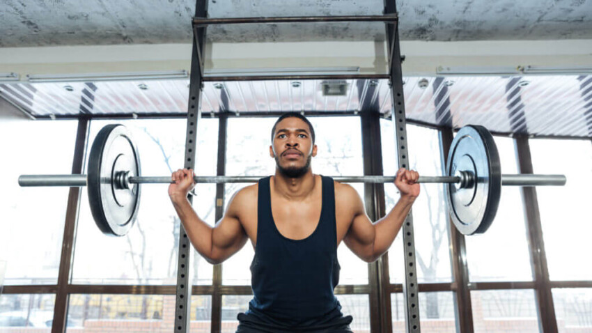 Squat per la salute delle ossa e articolazioni