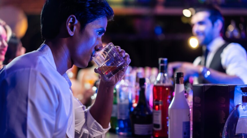 L alcool e il nemico del sonno